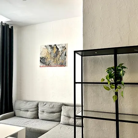 2026 W Centrum & Free Parking סופוט